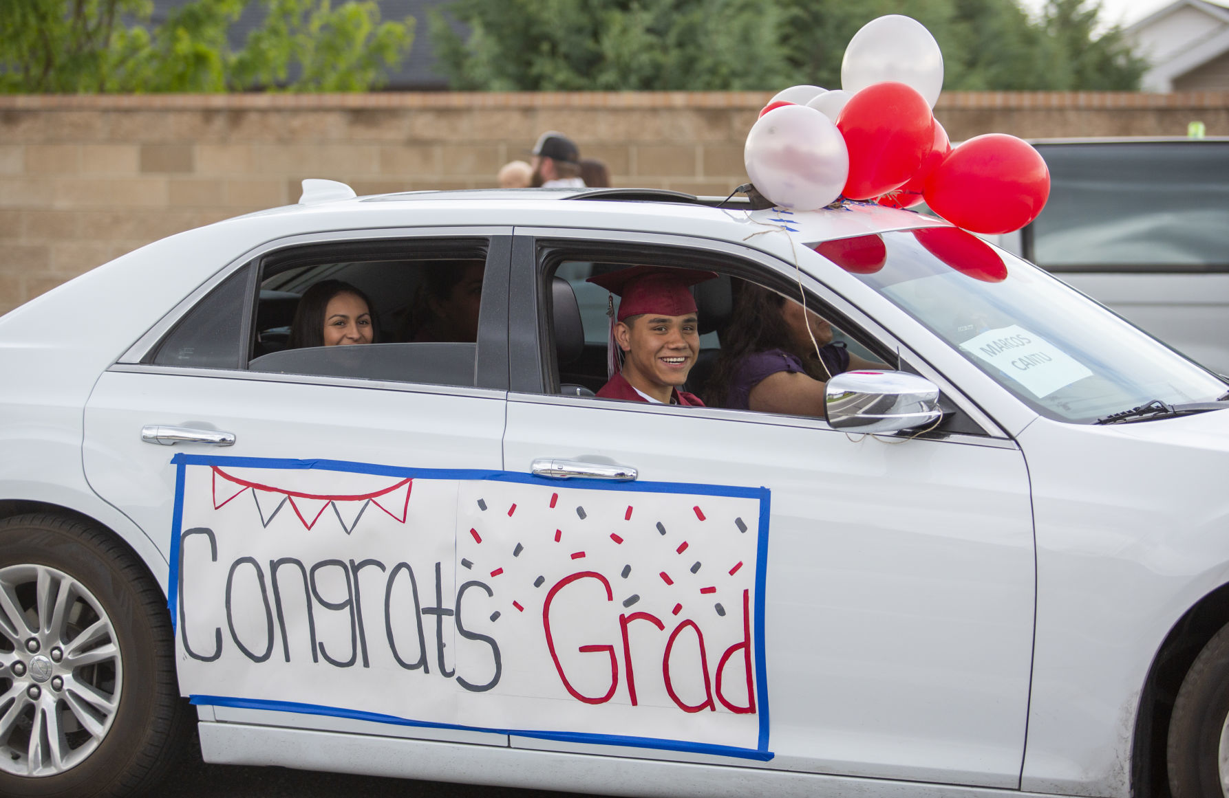 Canyon Ridge seniors honored in graduation parade